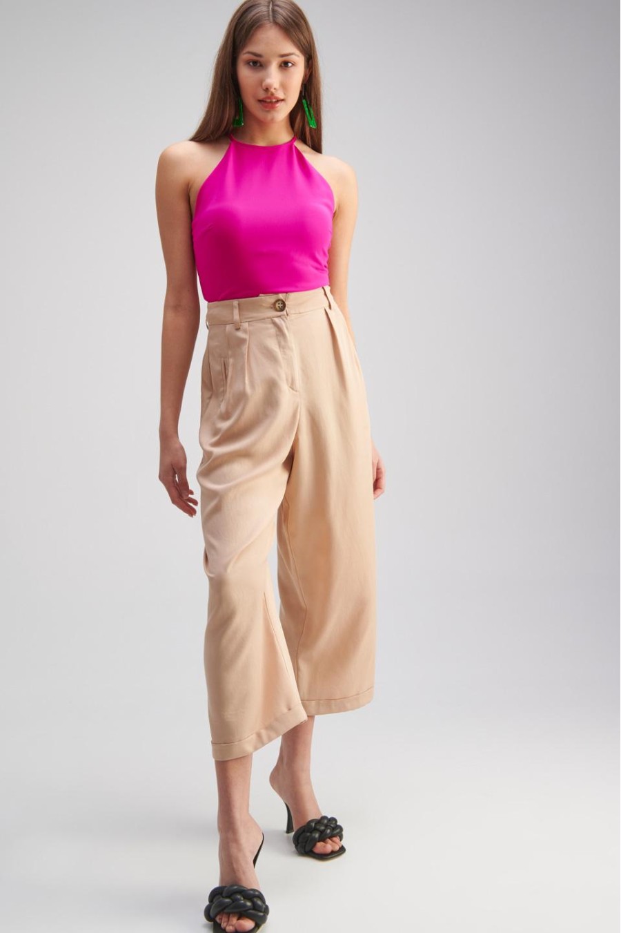 Cropped Wide Leg Pants | Beige