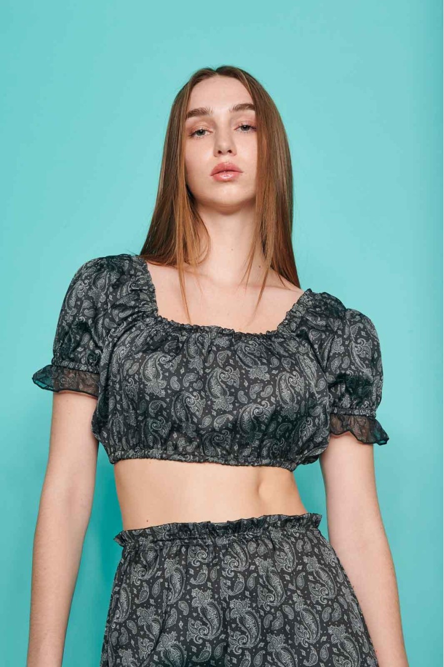 Victoria Crop Top | Black Paisley