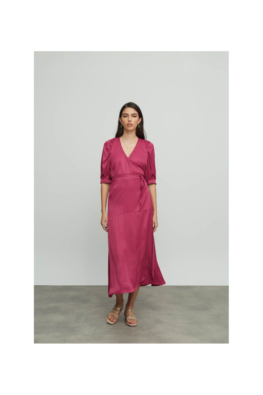 Kinmokusei satin dress