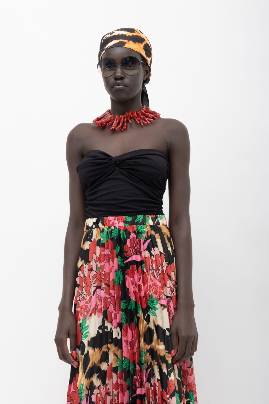 Nile Black Top