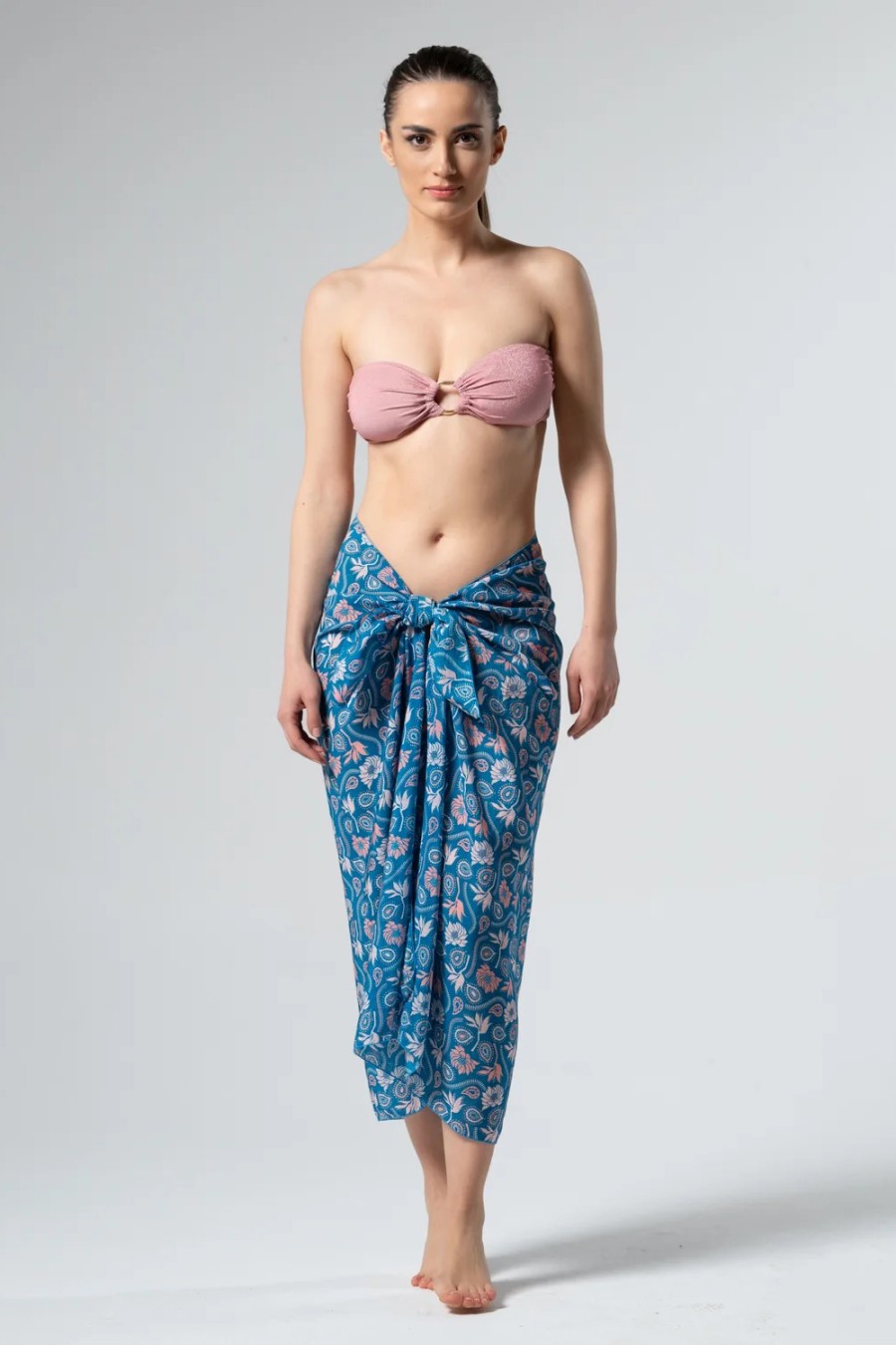 Leya Pareo Paisley