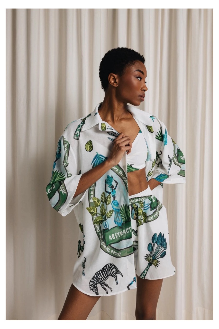 Leva Unisex Shirt